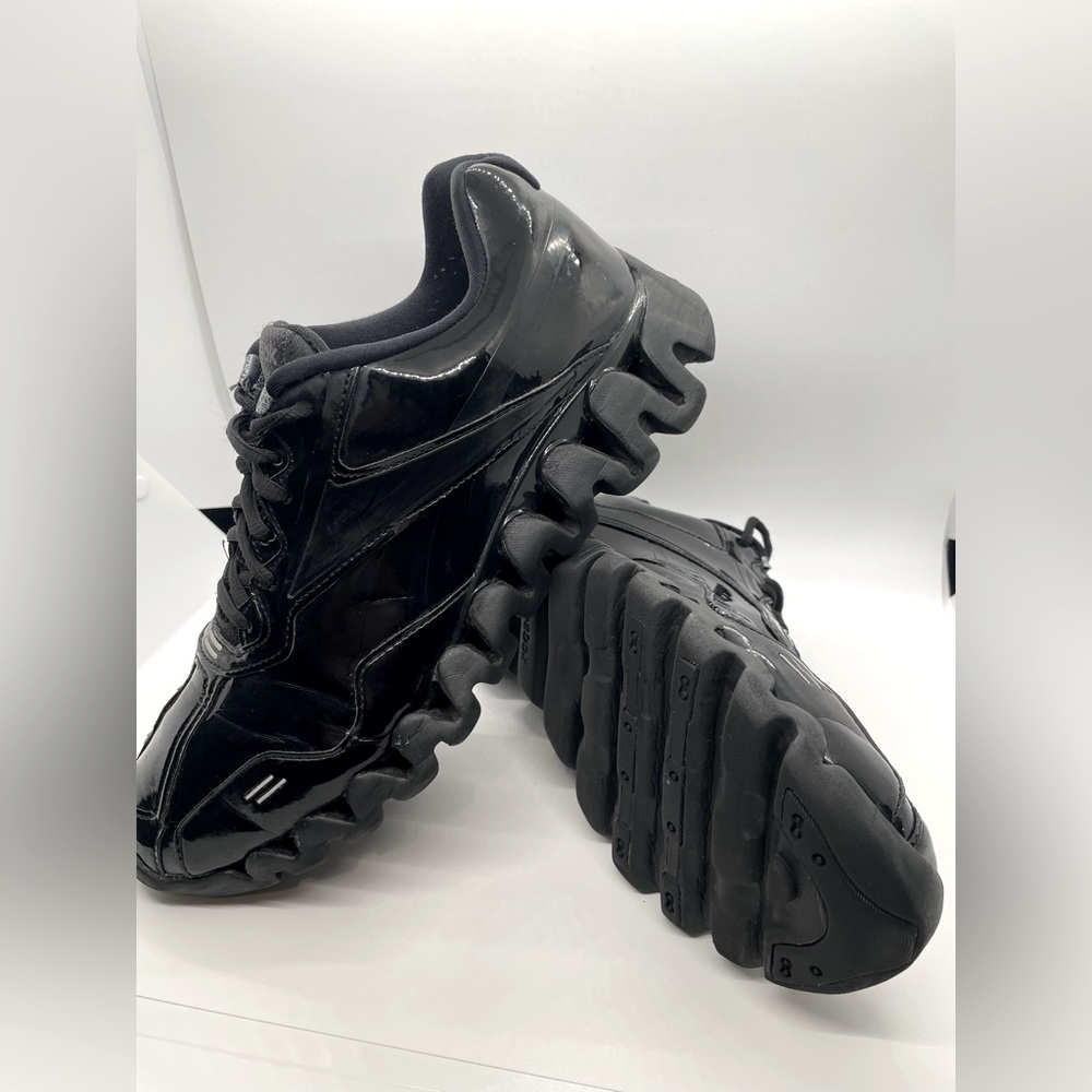 Men’s Reebok Reezig Zigtech Men's Size 8 Black Patent Leather Running Shoes